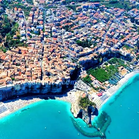 Locazione Turistica Iris Appartement *